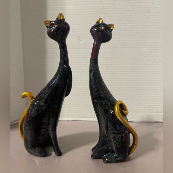 Other - Modern Muse Cat Figurine Set of 2
